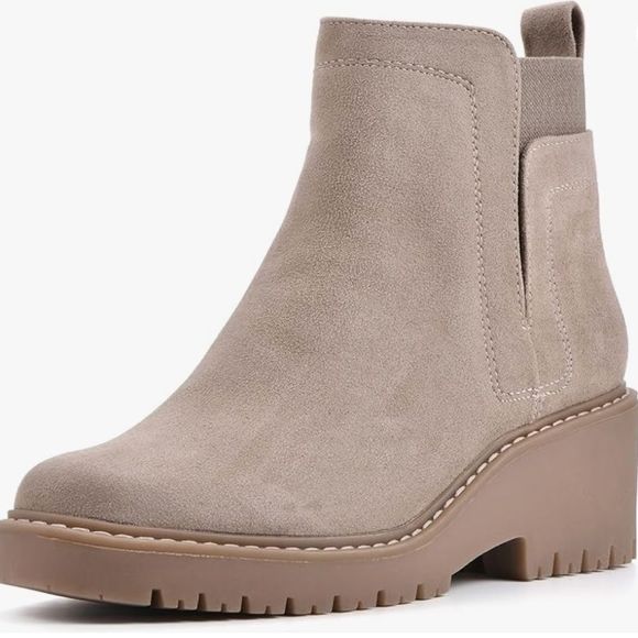 White Mountain Women Dear Chelsea Booties Sand Platform Heel Zip Cushioned  7 - Picture 1 of 10